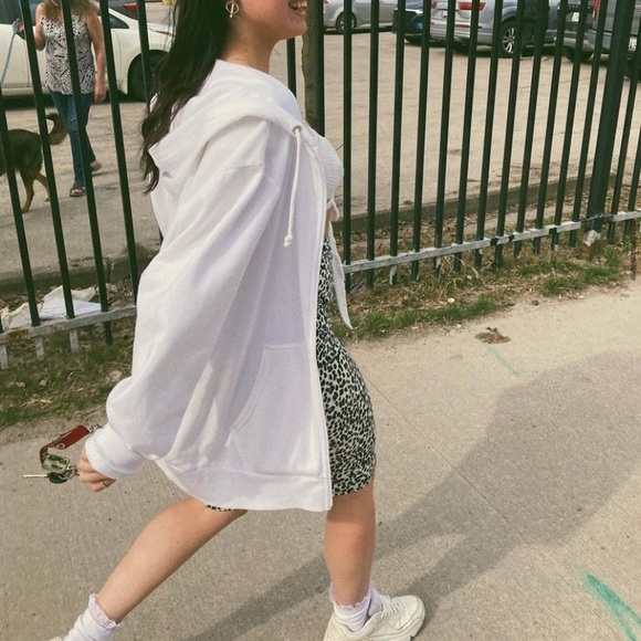 $8 ADD ON PrettyLittleThing Midi Pencil Skirt - Picture 8 of 8